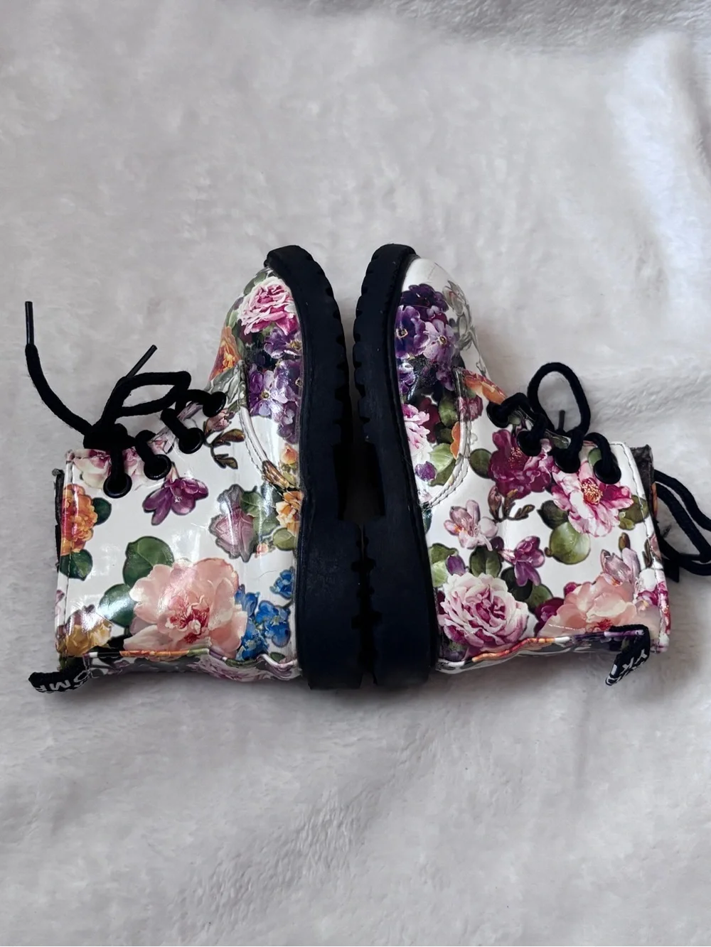 💛 sold 💛